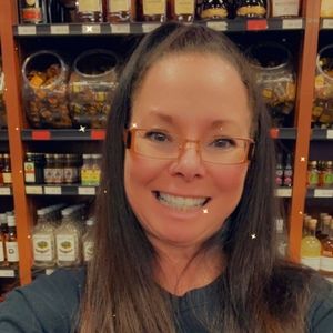 Meet your Posher, Debra